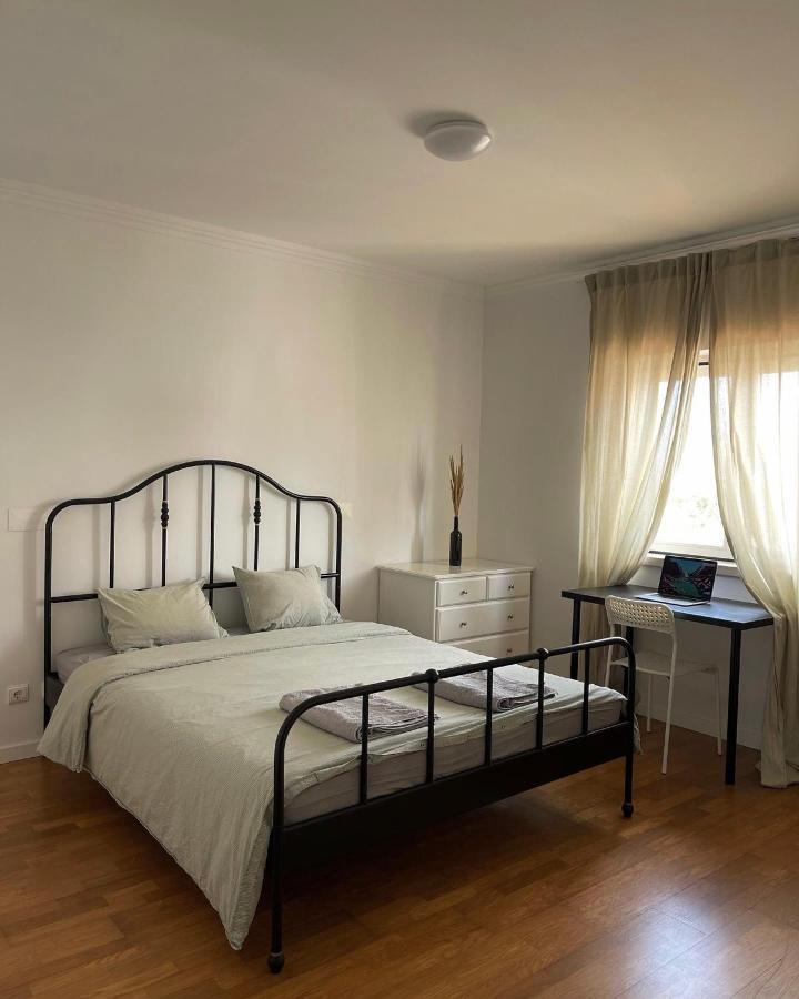 Fremdheim Bed and Breakfast Ericeira Esterno foto
